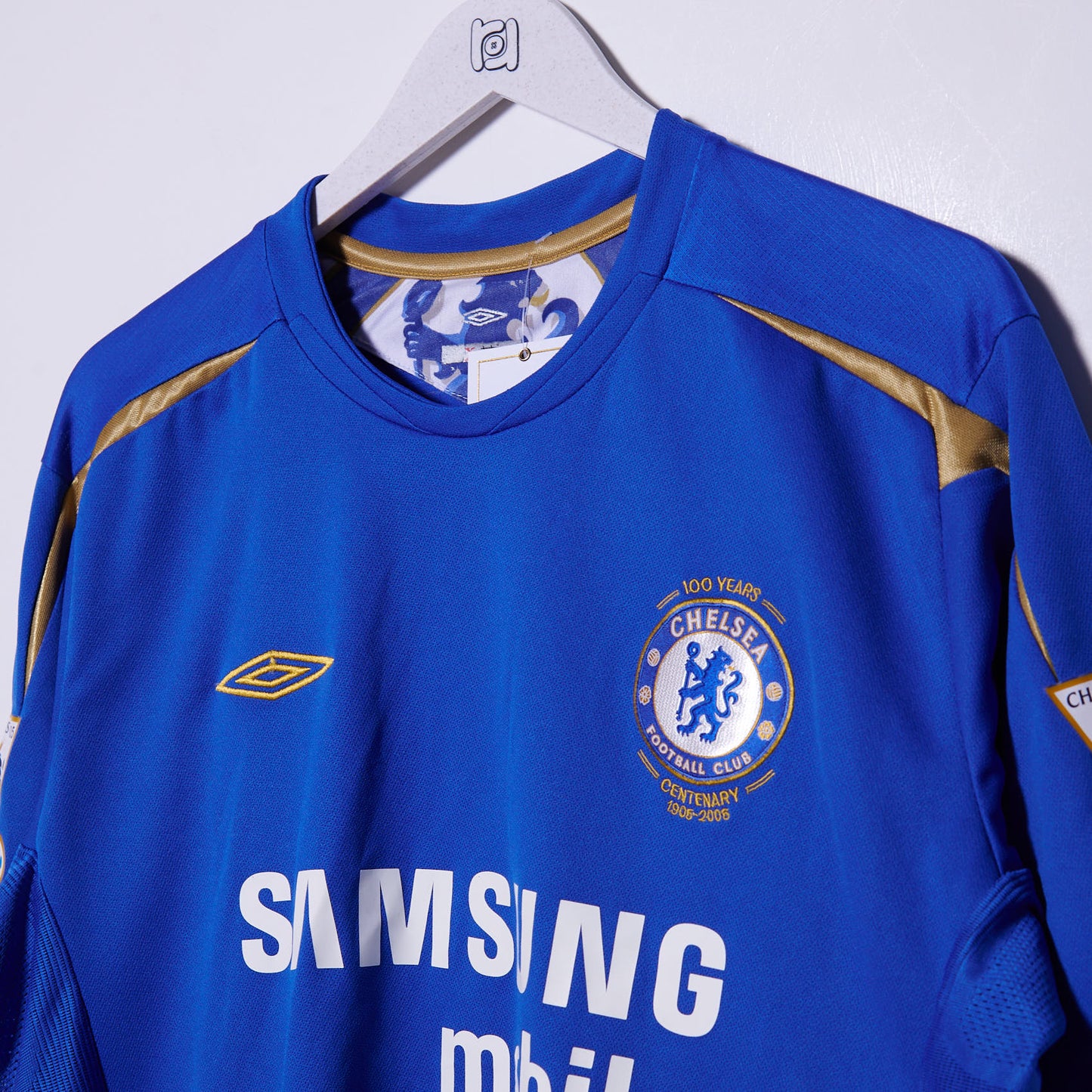 Vintage England 2005-2006 Umbro Home Shirt # 16 Chelsea Robben