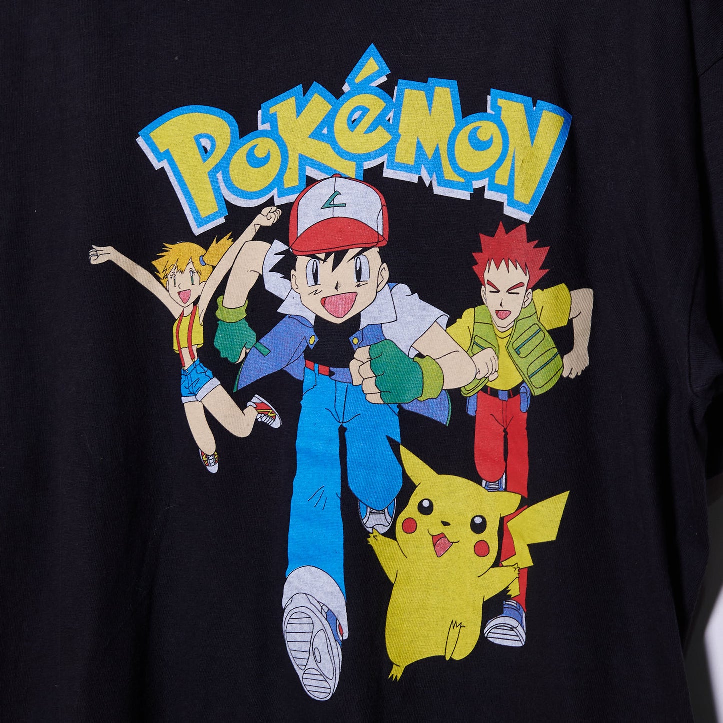 Vintage Pokemon T-Shirt Medium