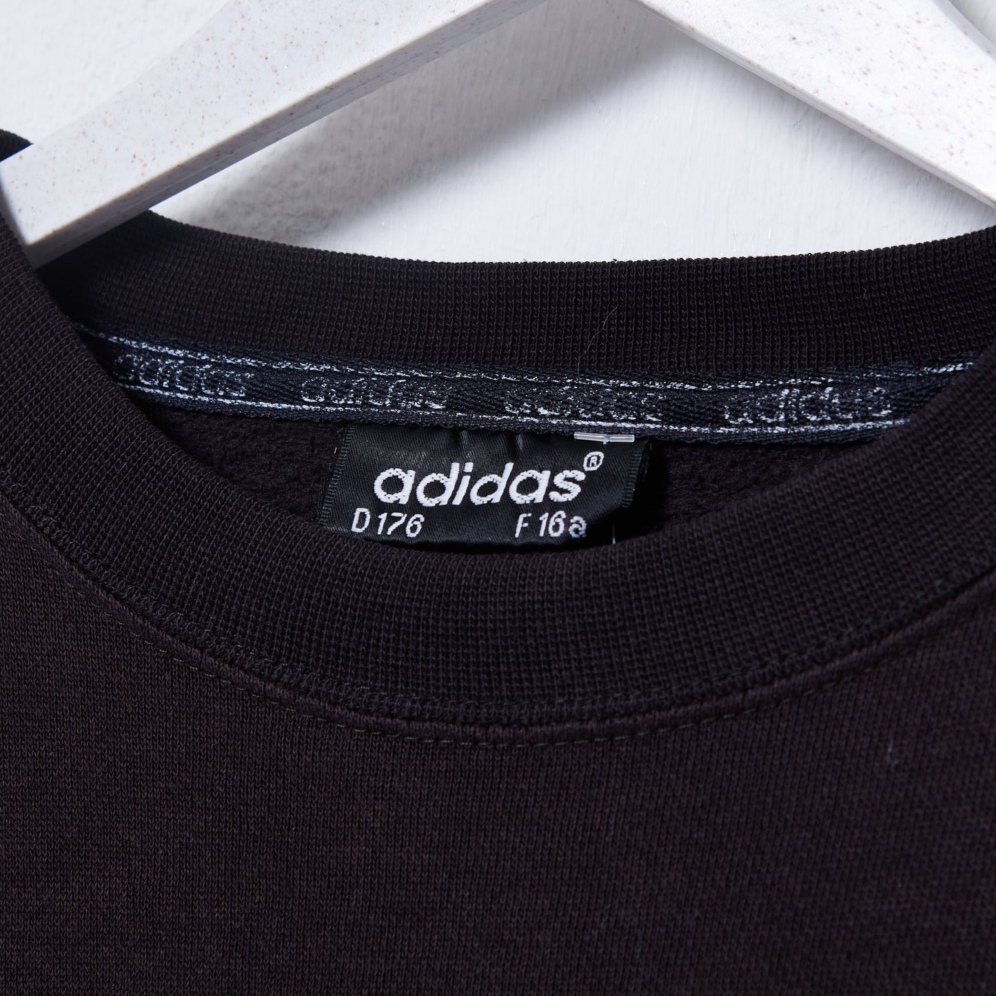 Vintage Adidas Sweatshirt Small