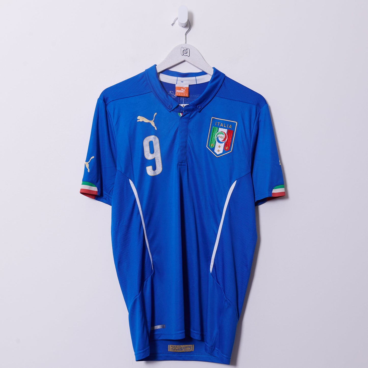 Vintage Italy 2012-2013 Puma Home Shirt #9 Balotelli Medium