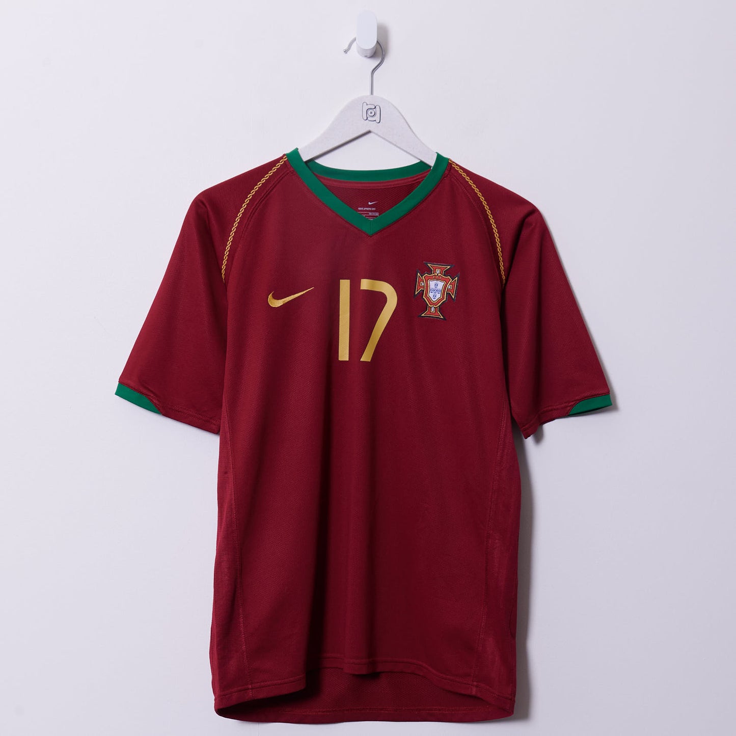 Vintage Portugal 2004-2005 Nike Home Shirt #17 C. Ronaldo Small