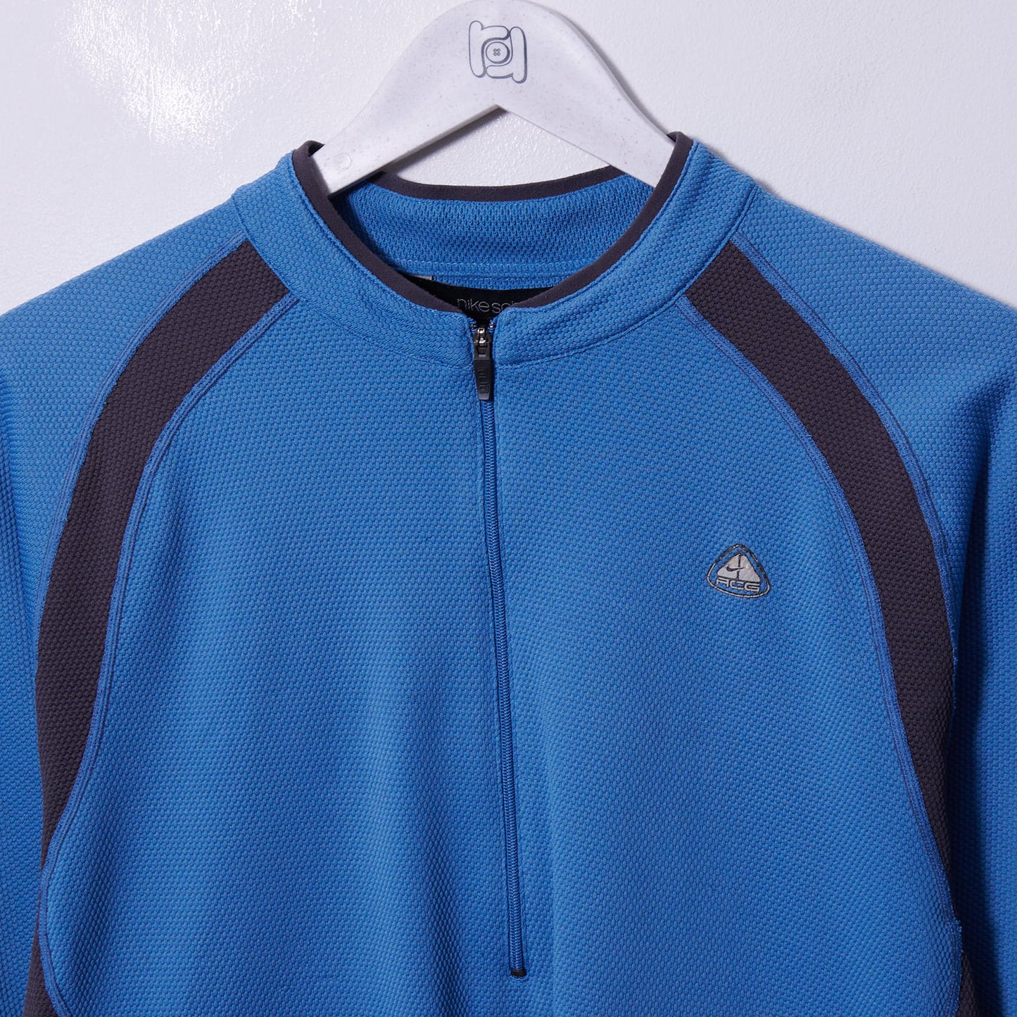 Vintage Nike ACG Base Layer T-Shirt Medium