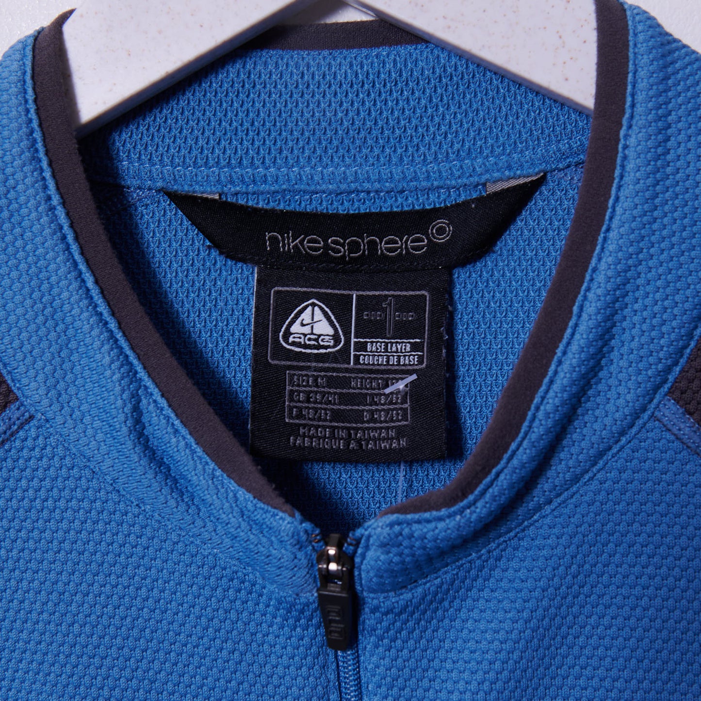 Vintage Nike ACG Base Layer T-Shirt Medium