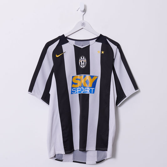 Vintage Juventus 2004-2005 Nike Home Shirt Medium