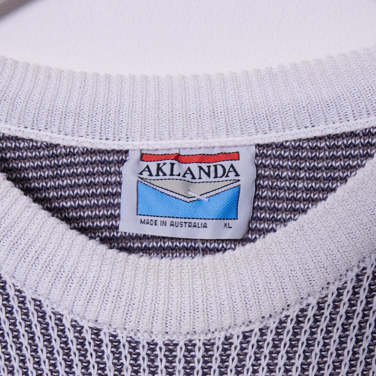 Vintage Aklanda Knit XL