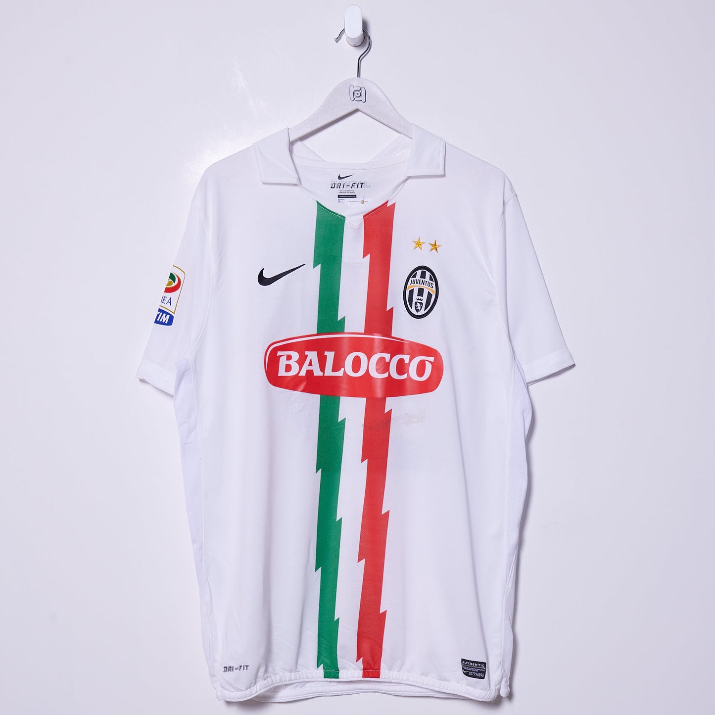 Vintage Juventus 2010-2011 Nike Away Shirt #27 Miloš Krasić XL