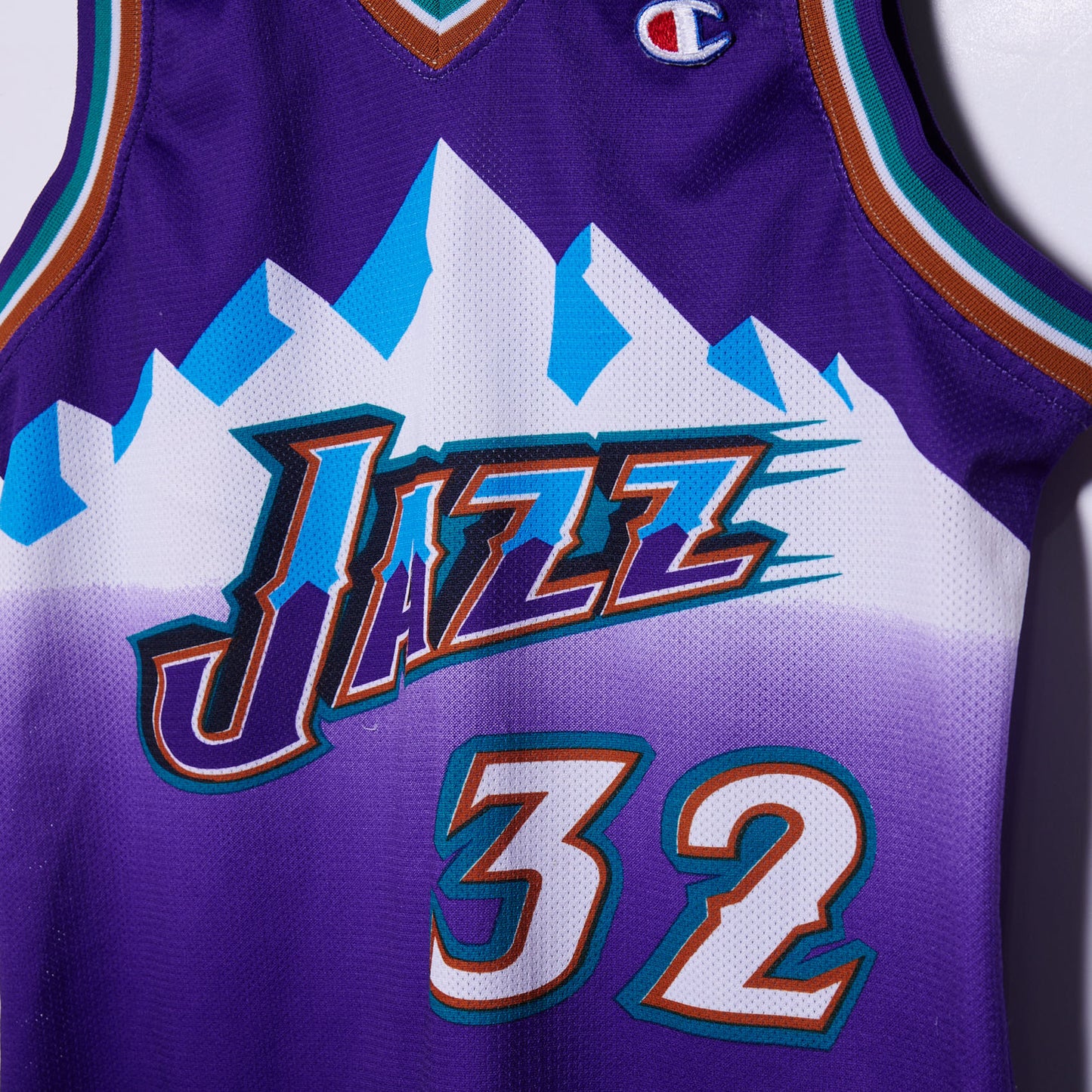 Vintage Champion Utah Jazz 90s Jersey Small #32 Malone