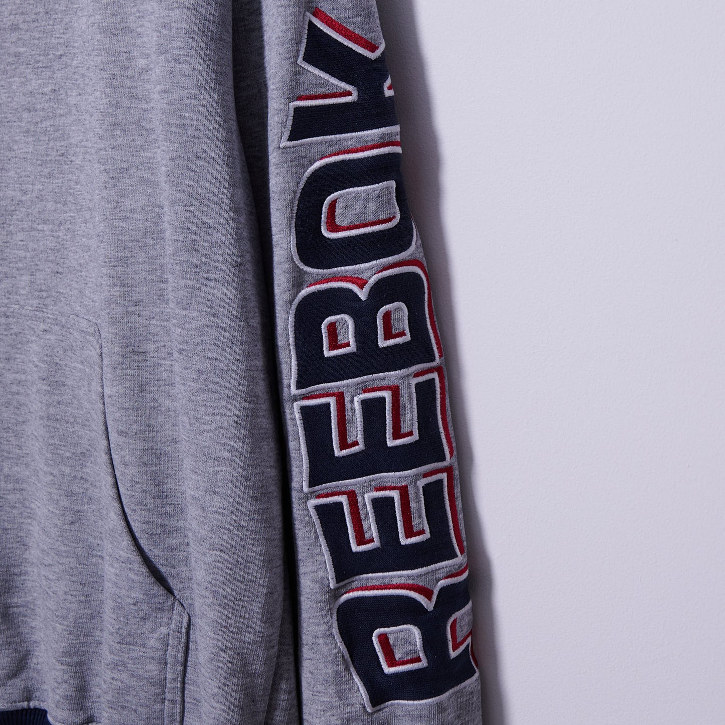 Vintage Reebok Hoodie Medium
