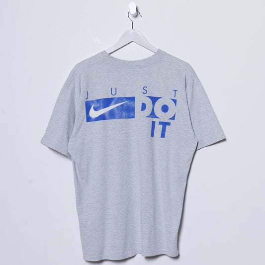 Vintage Nike T-Shirt Medium