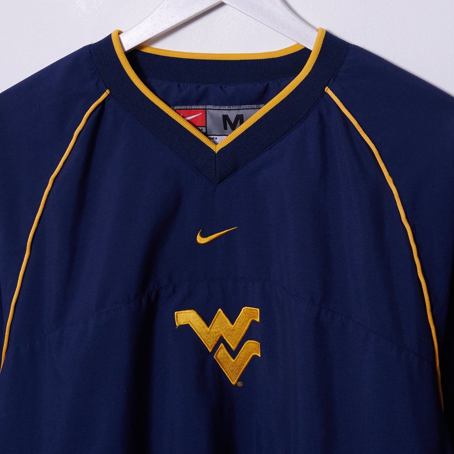 Vintage West Virginia Mountaineers Nike Windbreaker Sweatshirt Large