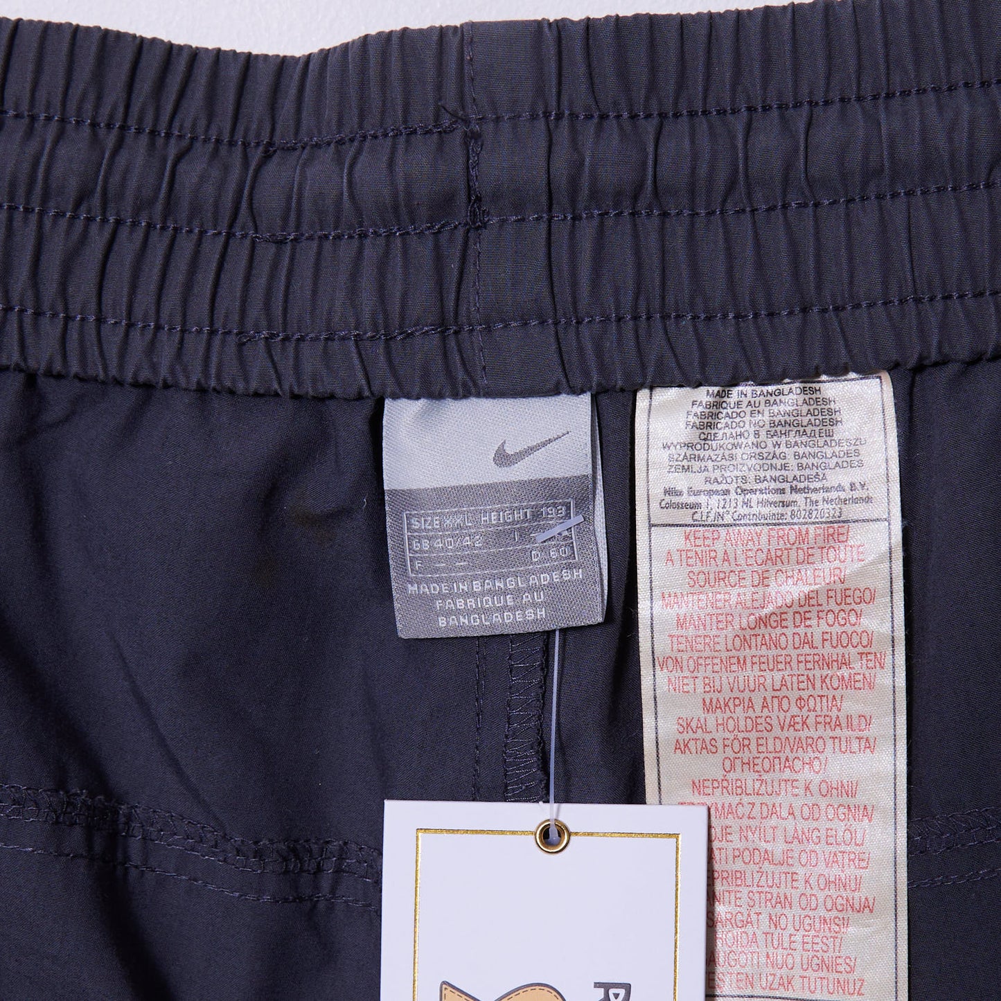 Vintage Nike Three Quarter Shorts XXL