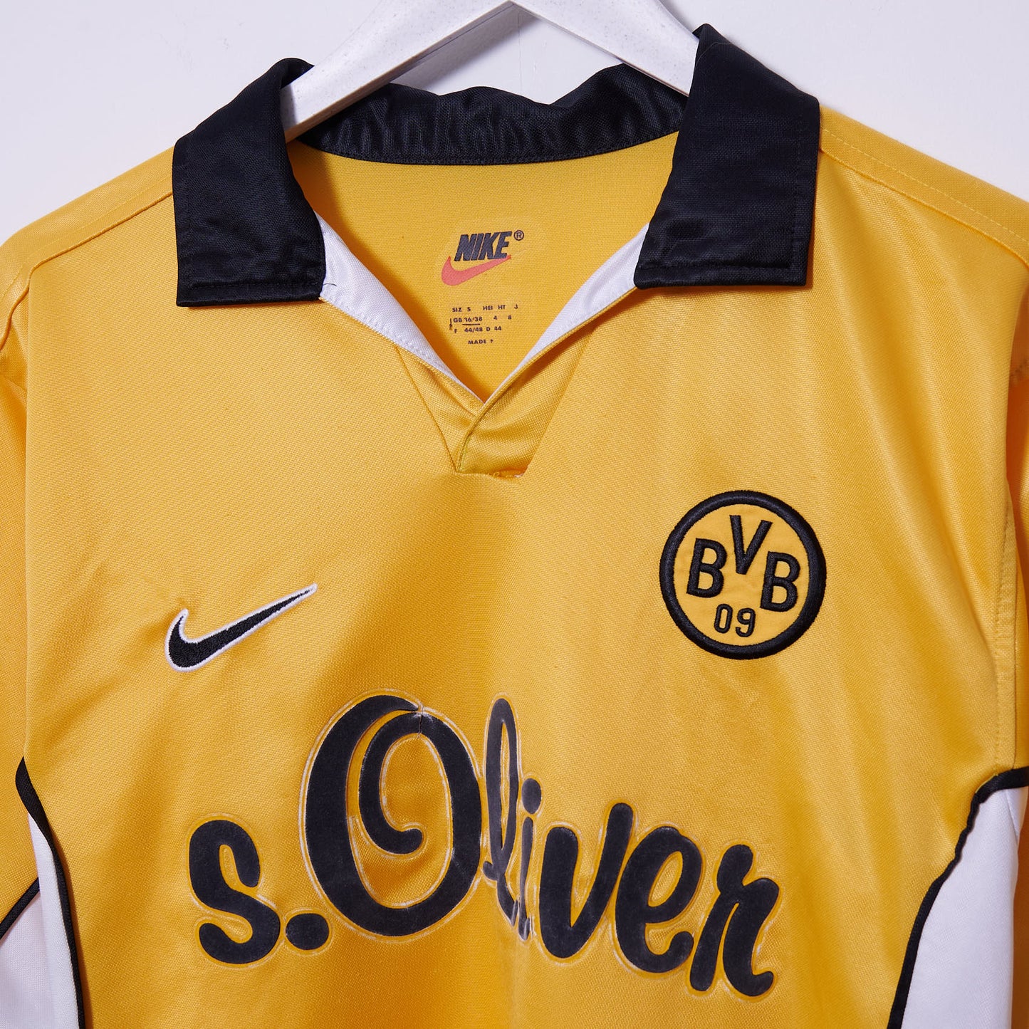 Vintage Borussia Dortmund 1998-2000 Nike Home Shirt Small